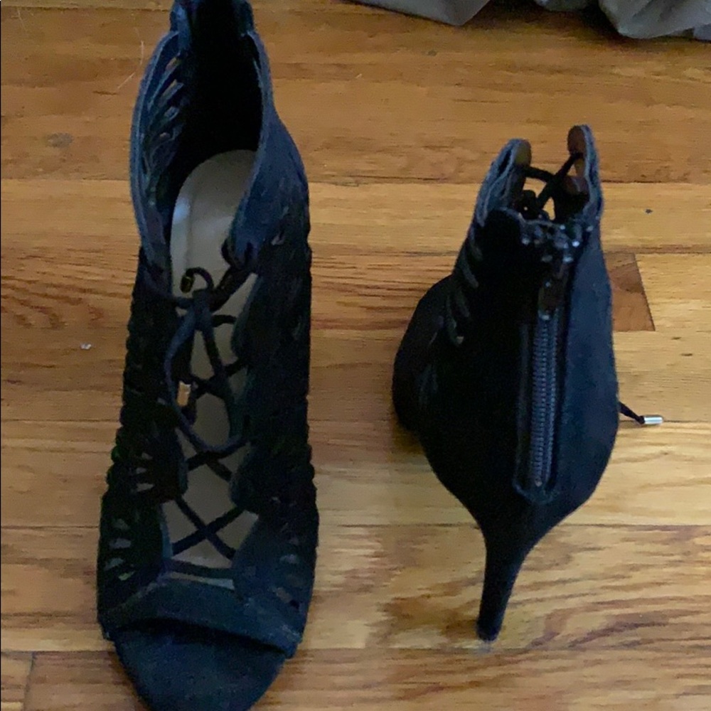Black Strappy Heels - US Women’s 7.5